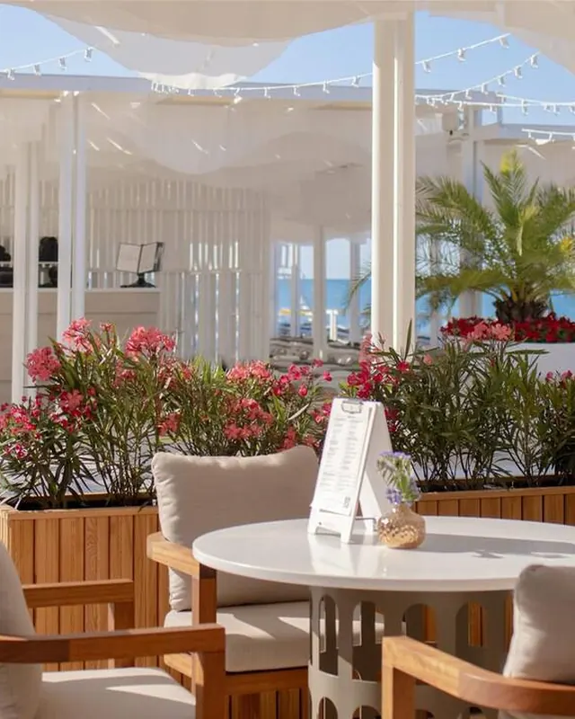 Radisson Collection Paradise