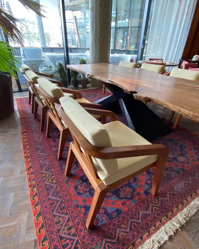 Белый мыс Wine House